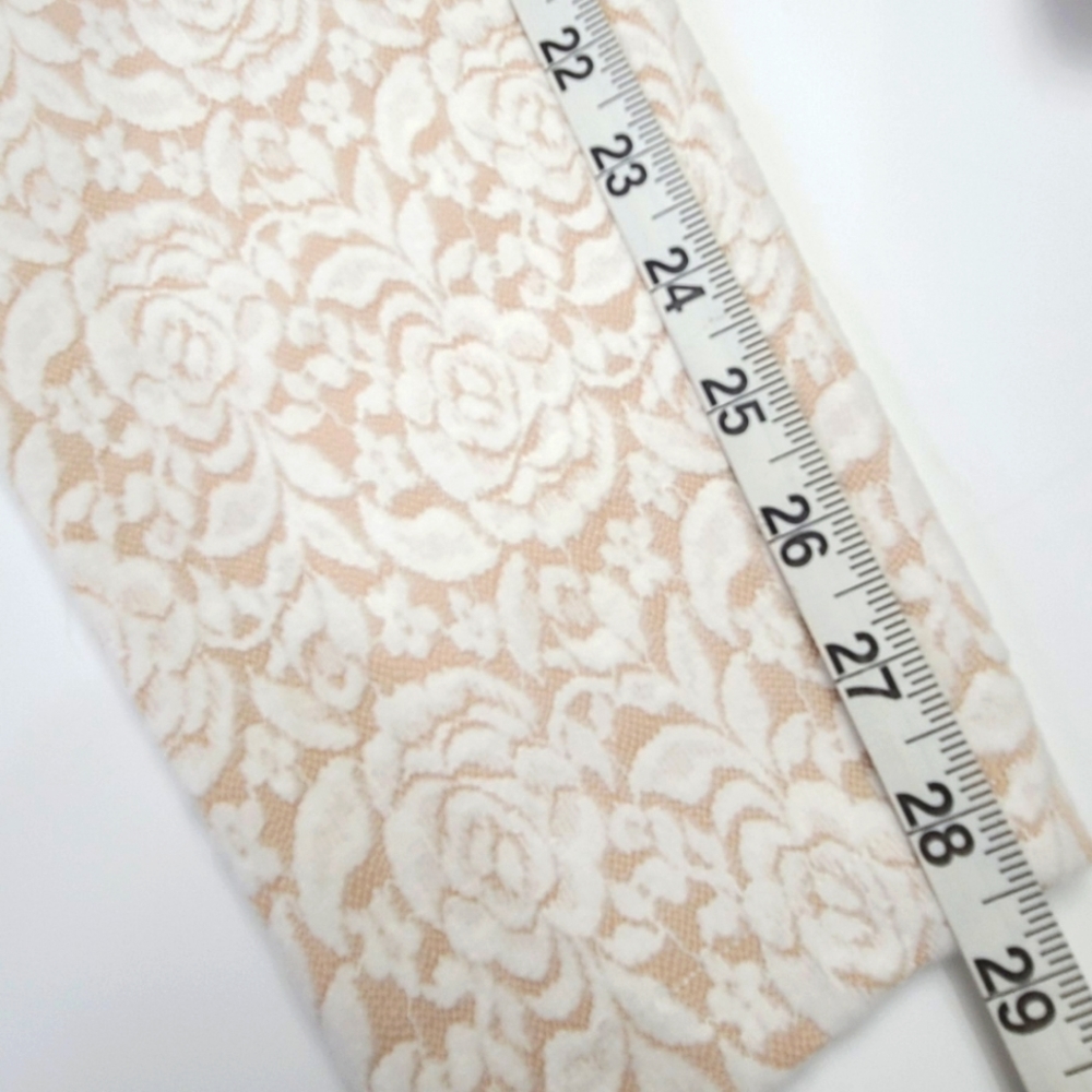 Hue Lace Leggings - Picture 7 of 8